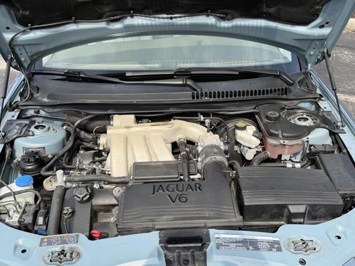 2004 Jaguar X-Type 2.5