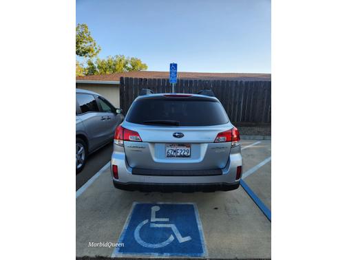 2013 Subaru Outback 2.5i Premium