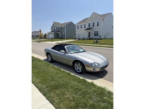 1999 Jaguar XK8 Base