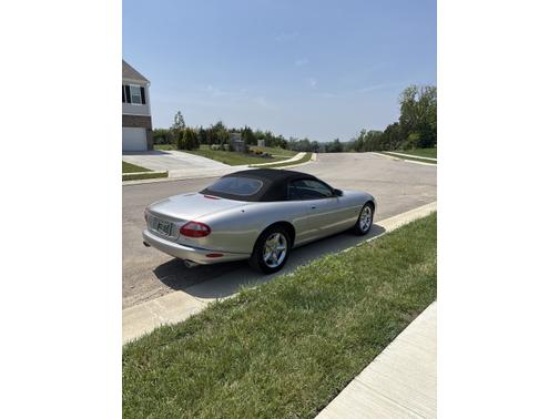 1999 Jaguar XK8 Base