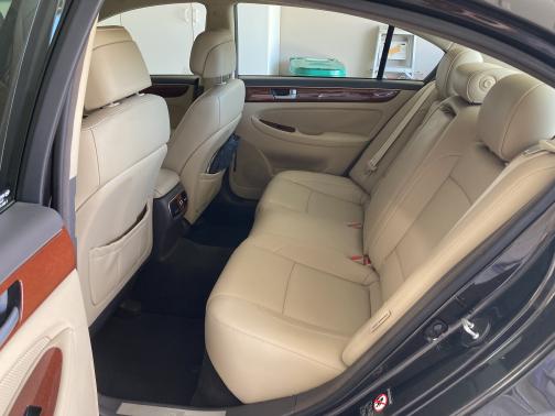 2013 Hyundai Genesis 3.8