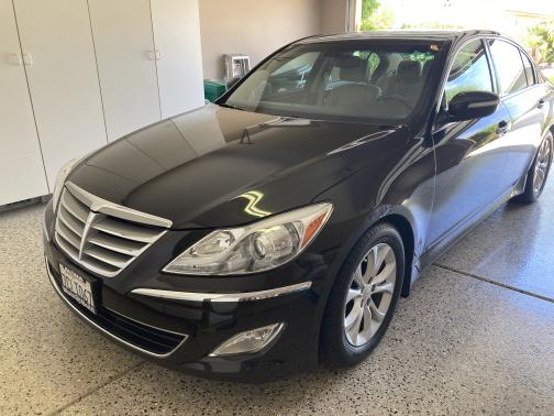 2013 Hyundai Genesis 3.8