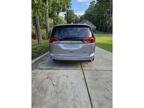 2018 Chrysler Pacifica Hybrid Limited