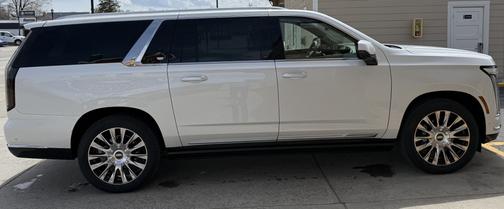 2025 Cadillac Escalade ESV Premium Luxury Platinum