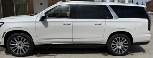 2025 Cadillac Escalade ESV Premium Luxury Platinum