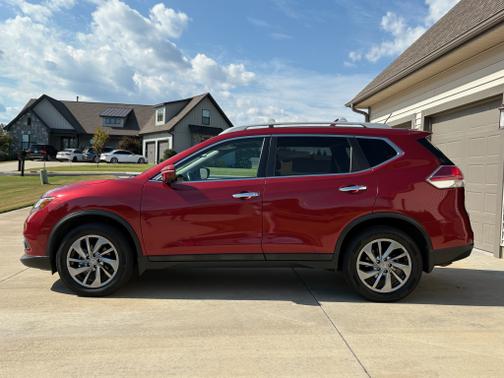 2015 Nissan Rogue SL