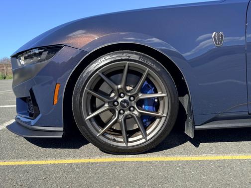 2024 Ford Mustang Dark Horse