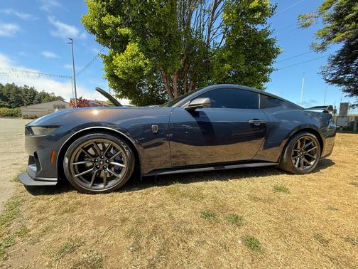 2024 Ford Mustang Dark Horse