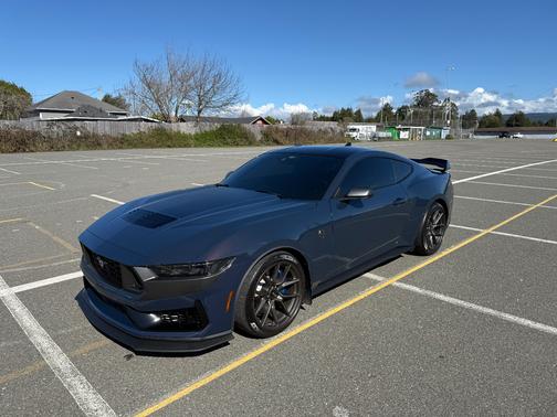 2024 Ford Mustang Dark Horse