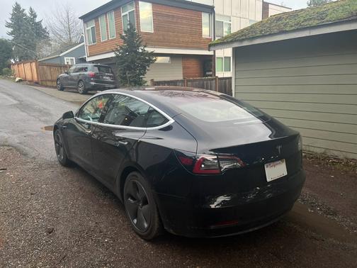 2019 Tesla Model 3 Standard Range Plus