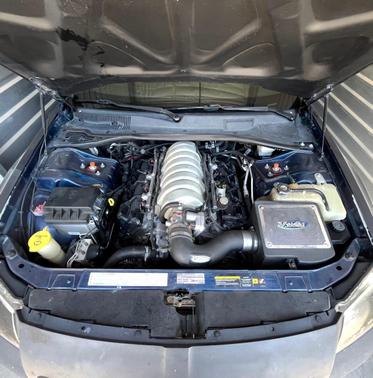 Blue 2005 Dodge Magnum R/T