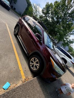 Red 2015 Toyota Highlander XLE