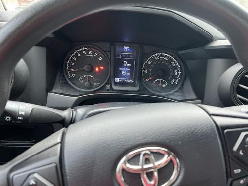 2019 Toyota Tacoma SR