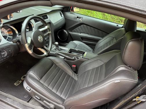 2012 Ford Mustang GT Premium