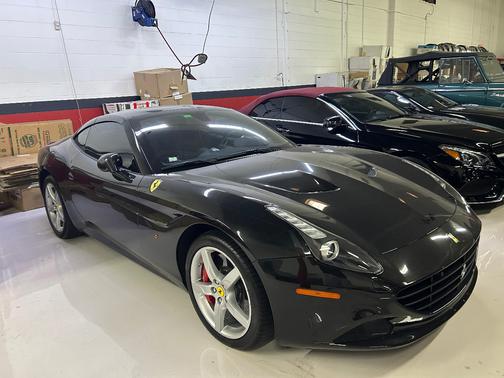 2017 Ferrari California T