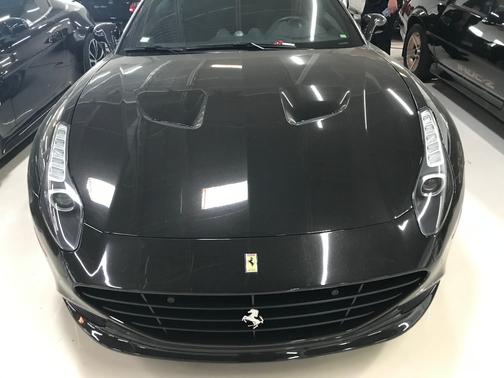 2017 Ferrari California T