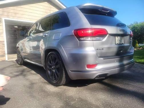 Gray 2019 Jeep Grand Cherokee High Altitude