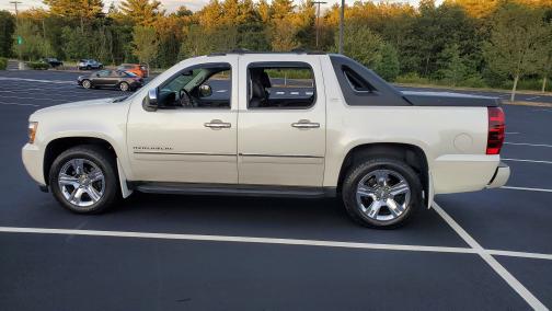 2011 Chevrolet Avalanche 1500 LTZ
