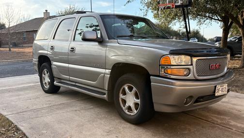 2001 GMC Yukon Denali