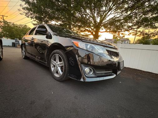 2014 Toyota Camry LE