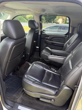 2013 Cadillac Escalade ESV Luxury