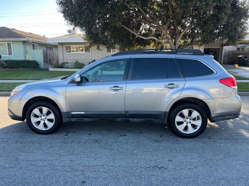 2011 Subaru Outback 2.5 i Limited