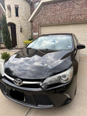 Black 2015 Toyota Camry SE