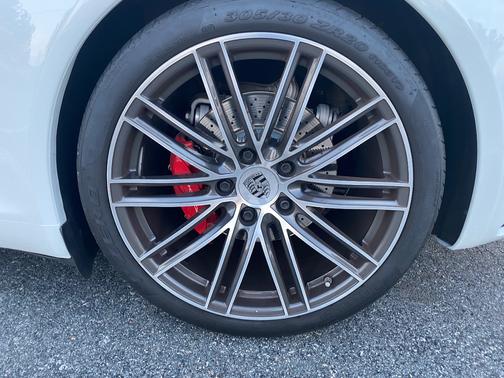 White 2019 Porsche 911 911 Carrera S Cabriolet
