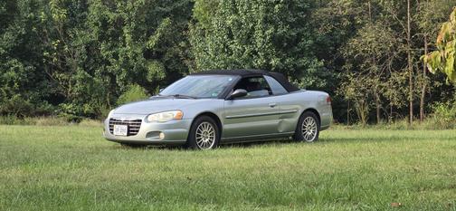 2004 Chrysler Sebring LXi