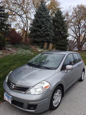 2011 Nissan Versa 1.8 S