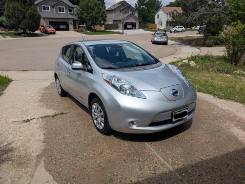 2015 Nissan Leaf S