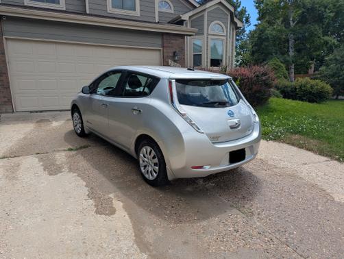 2015 Nissan Leaf S