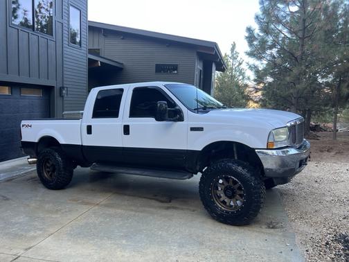 2001 Ford F-250 Lariat Crew Cab Super Duty