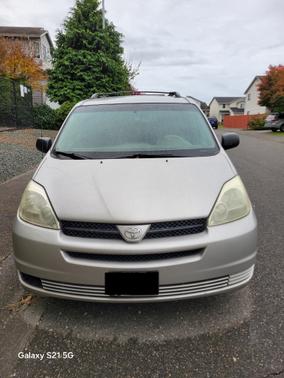 2004 Toyota Sienna LE