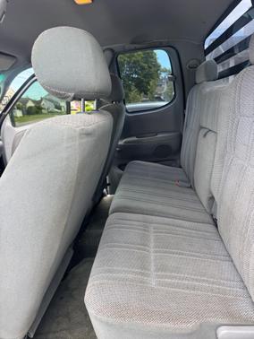 Black 2001 Toyota Tundra SR5