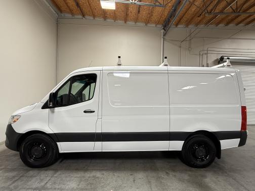 2024 Mercedes-Benz Sprinter 2500 Standard Roof