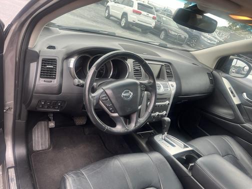 Gray 2011 Nissan Murano SL