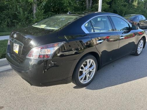 2012 Nissan Maxima SV