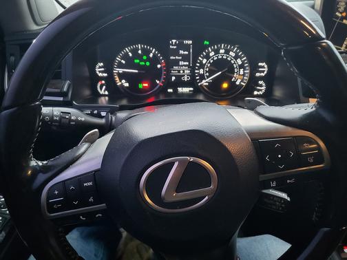 2020 Lexus LX 570 Three-Row