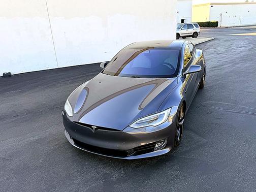 2019 Tesla Model S Performance