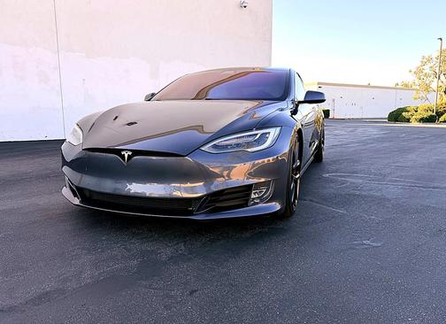 2019 Tesla Model S Performance