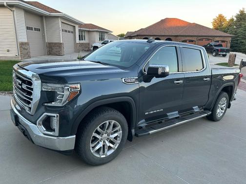 Blue 2019 GMC Sierra 1500 SLT