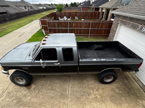 Silver 1992 Ford F-250 Custom SuperCab H/D
