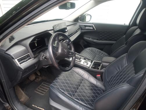 2022 Mitsubishi Outlander SEL Launch Edition