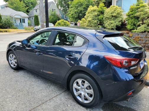 2016 Mazda Mazda3 i Sport
