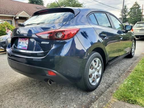 2016 Mazda Mazda3 i Sport