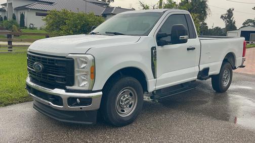 White 2024 Ford F-250 XL