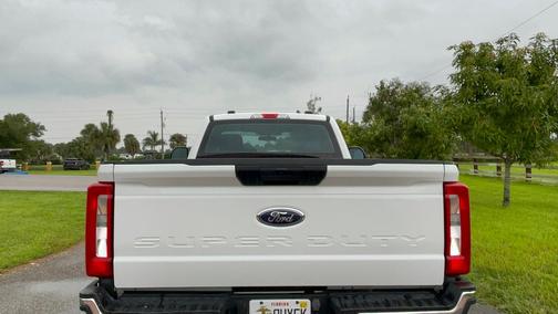 White 2024 Ford F-250 XL