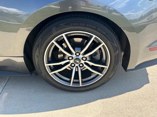2017 Ford Mustang EcoBoost Premium