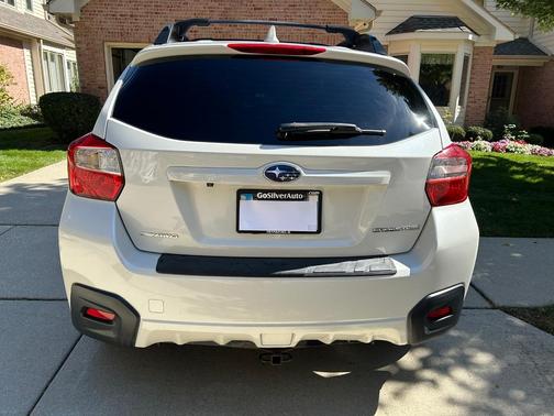 White 2016 Subaru Crosstrek 2.0i Premium